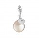 Thomas Sabo charm en plata con perla blanca y diamante.